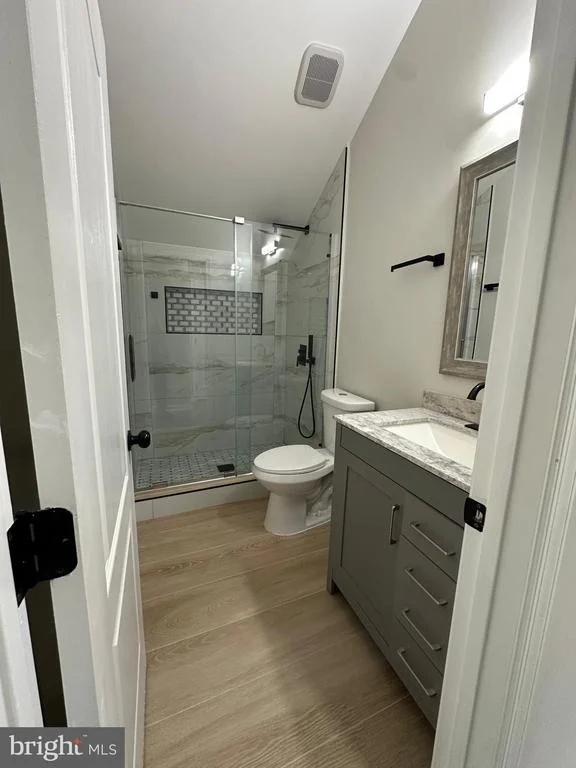 Photo of 43997 NEEDMORE COURT