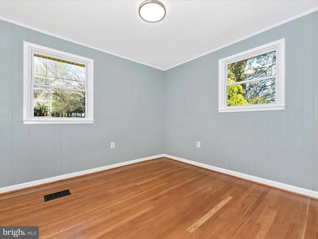 Photo of 15224 GANLEY ROAD