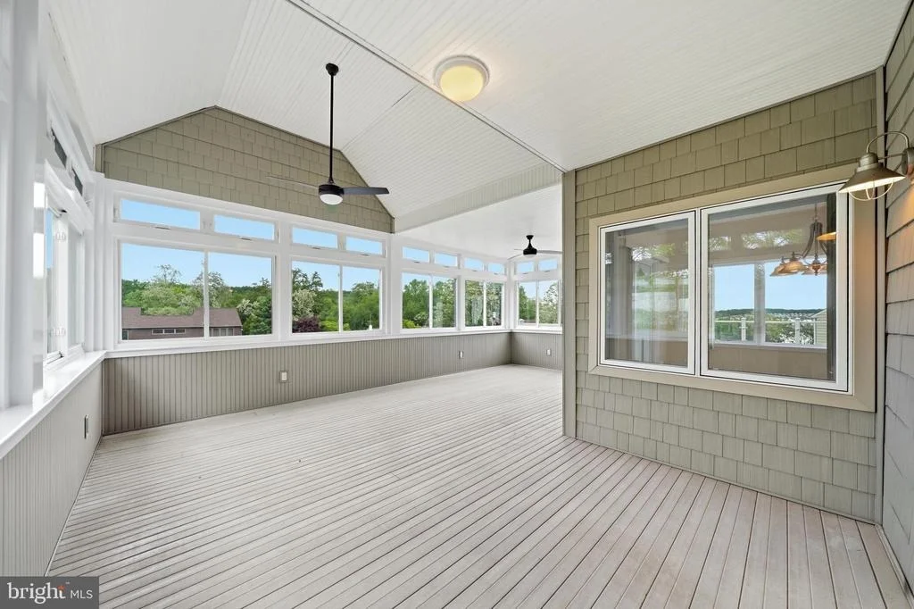 Photo of 160 CLIFFVIEW DRIVE