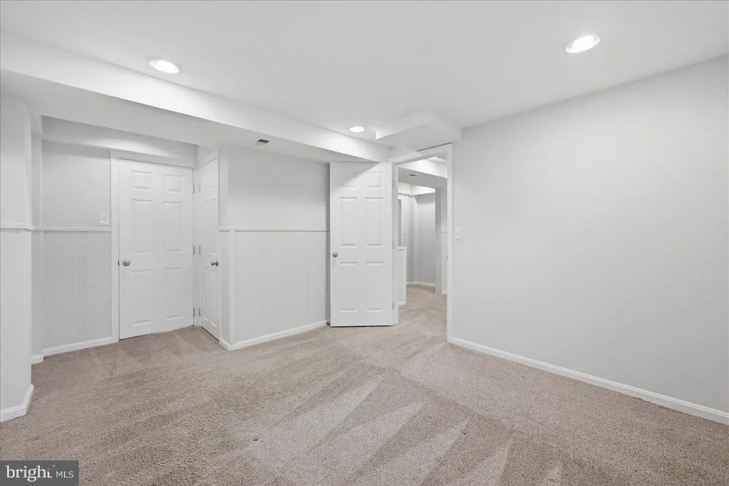 Photo of 4444 20TH ROAD N