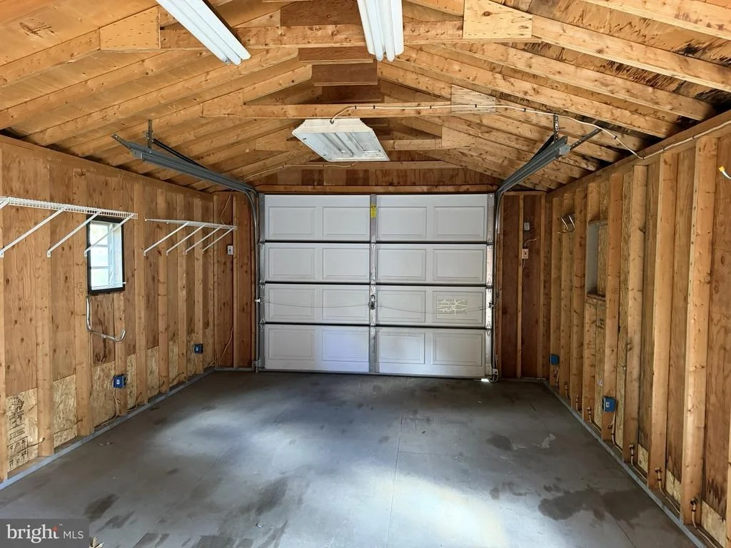 Photo of 25910 FOX GRAPE ROAD