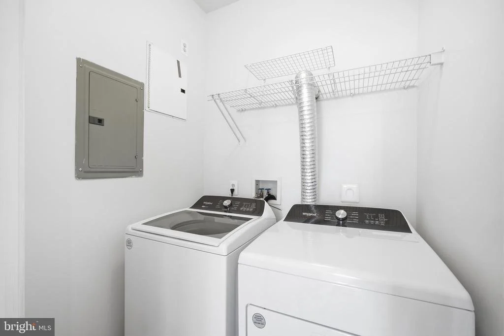 Photo of Unit 310 at 2665 MANHATTAN PLACE