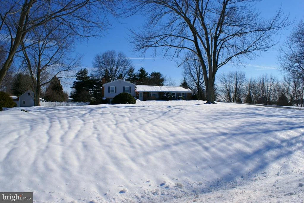 Photo of 3127 PHEASANT RUN