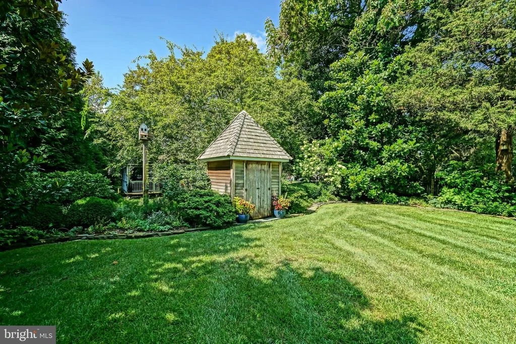 Photo of 558 PILOTTOWN ROAD