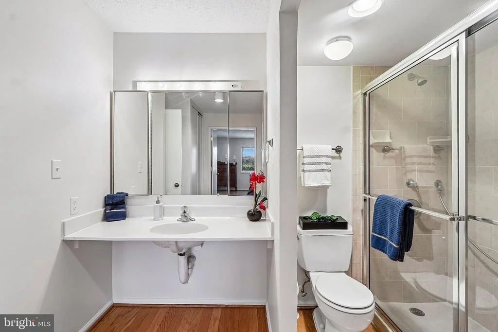 Photo of Unit 409 at 5901 MOUNT EAGLE DRIVE