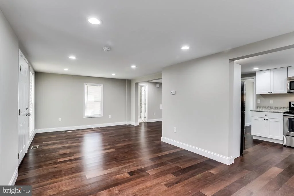 Photo of 7939 WISE AVENUE