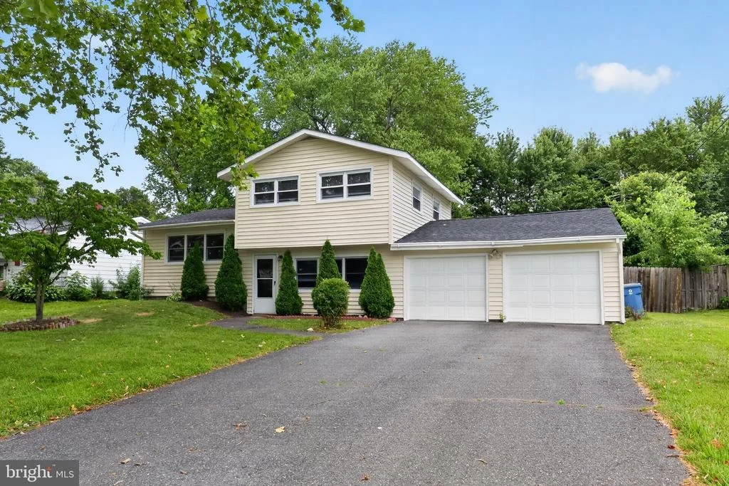 Photo of 714 S HARMONY ROAD