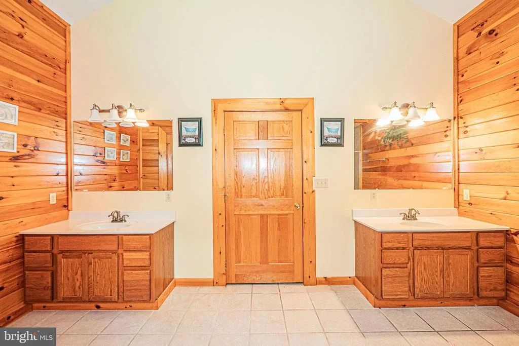 Photo of 71 JAKES DRIVE
