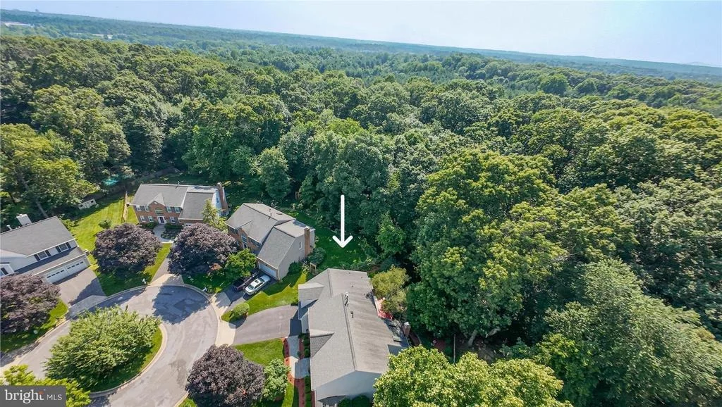 Photo of 19802 SHADY BROOK WAY