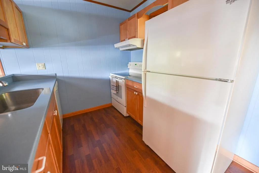 Photo of 503 FAIRWAY DRIVE