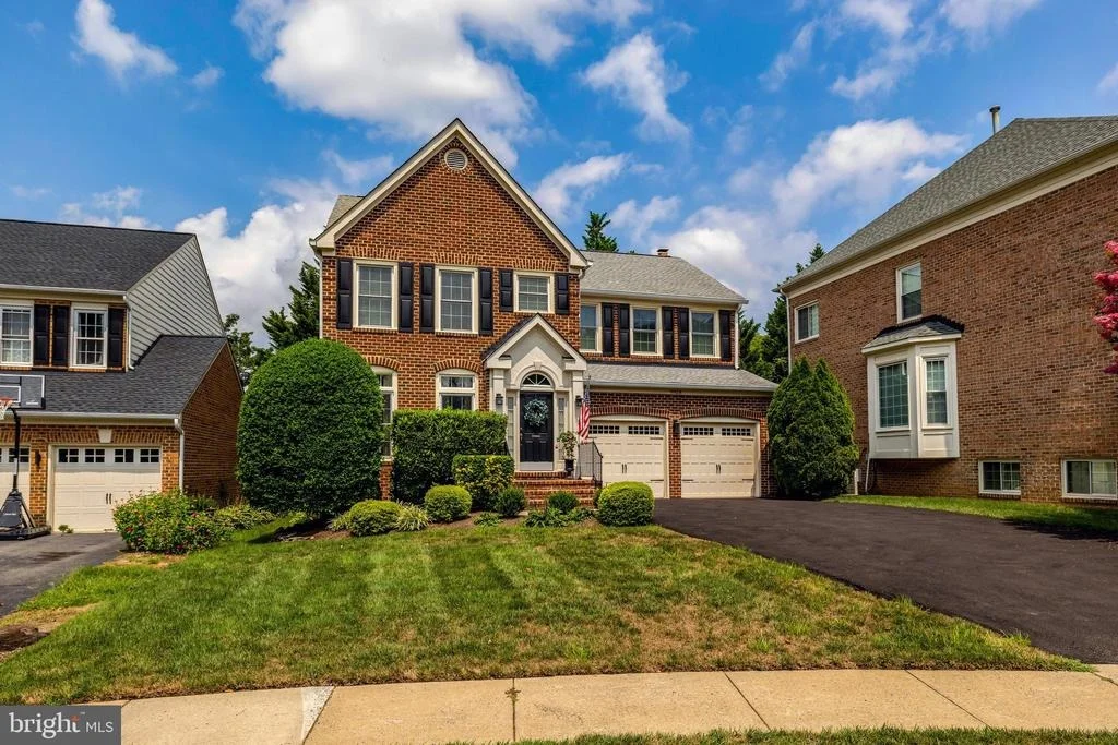 Photo of 9828 FOX REST LANE