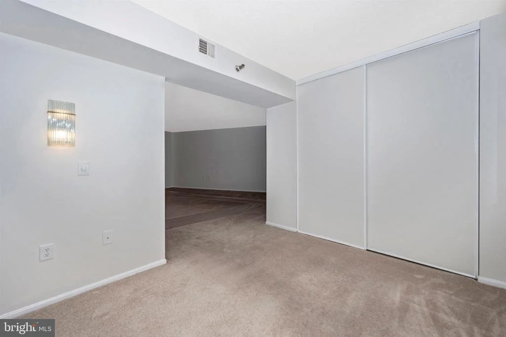 Photo of Unit 1104 at 15101 INTERLACHEN DRIVE
