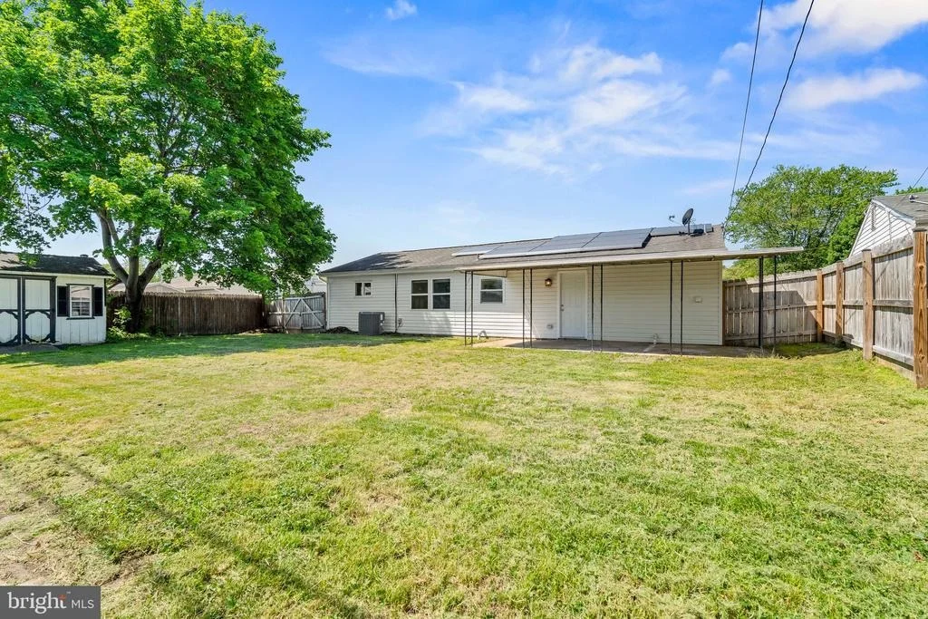 Photo of 9 LEEDOM ROAD