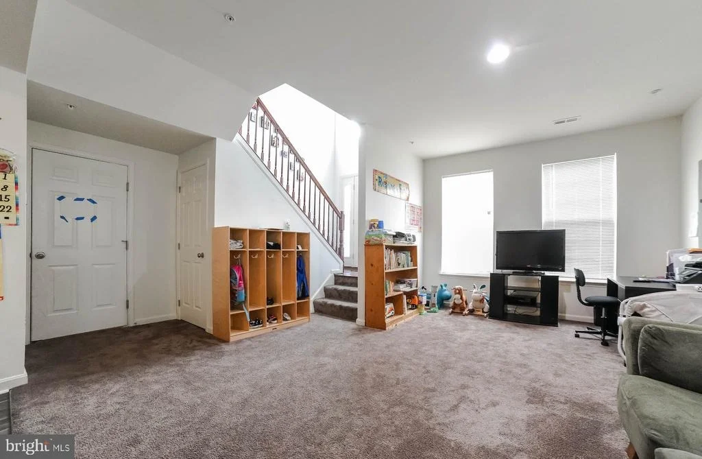 Photo of 22256 SCOTT CIRCLE