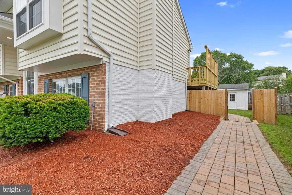 Photo of 5842 RIVERSIDE DRIVE