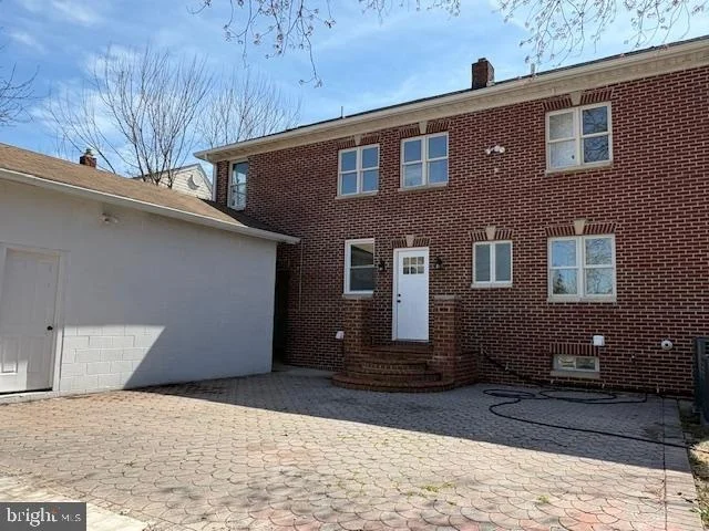 Photo of 2707 URBANA DRIVE