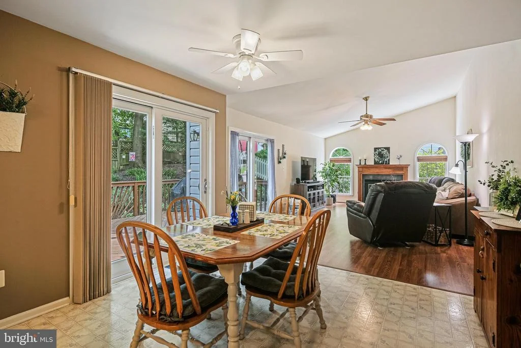 Photo of 8262 RIPPLING BRANCH ROAD