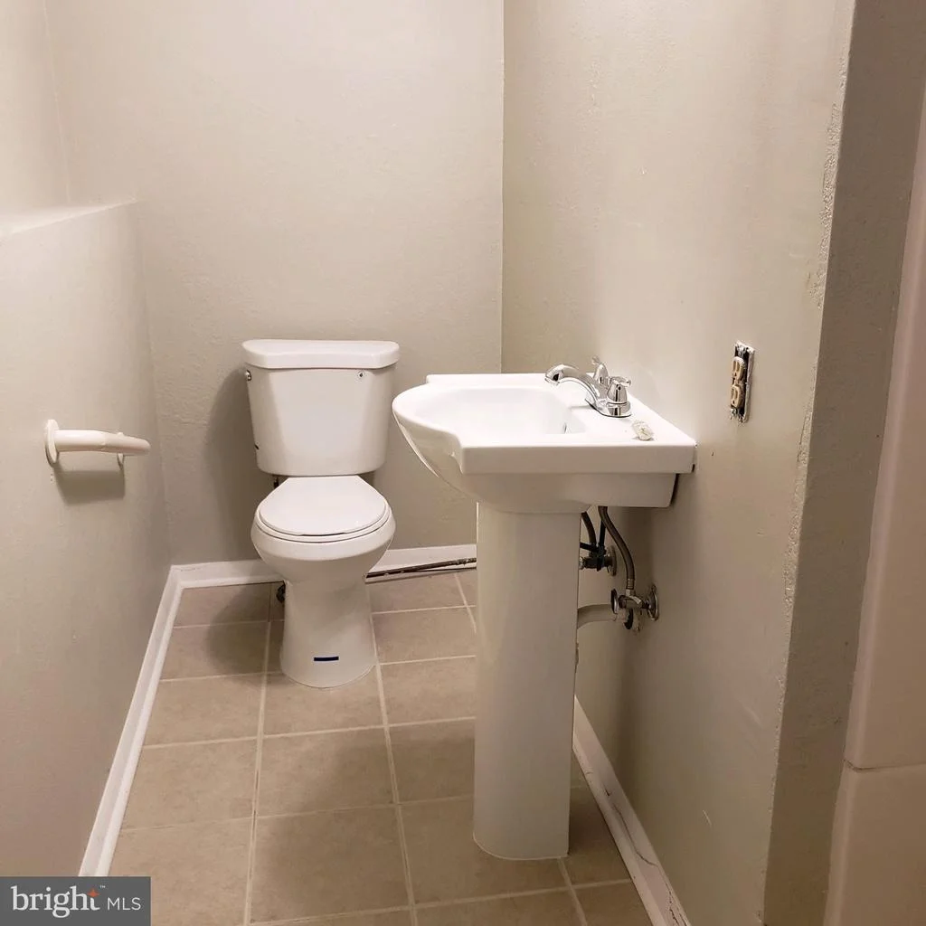 Photo of 8299 WOLD DEN COURT