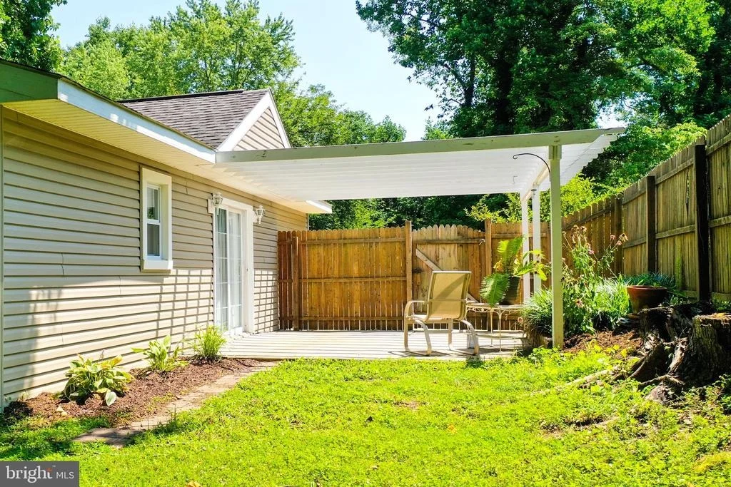 Photo of 5432 LAUREL TRAIL