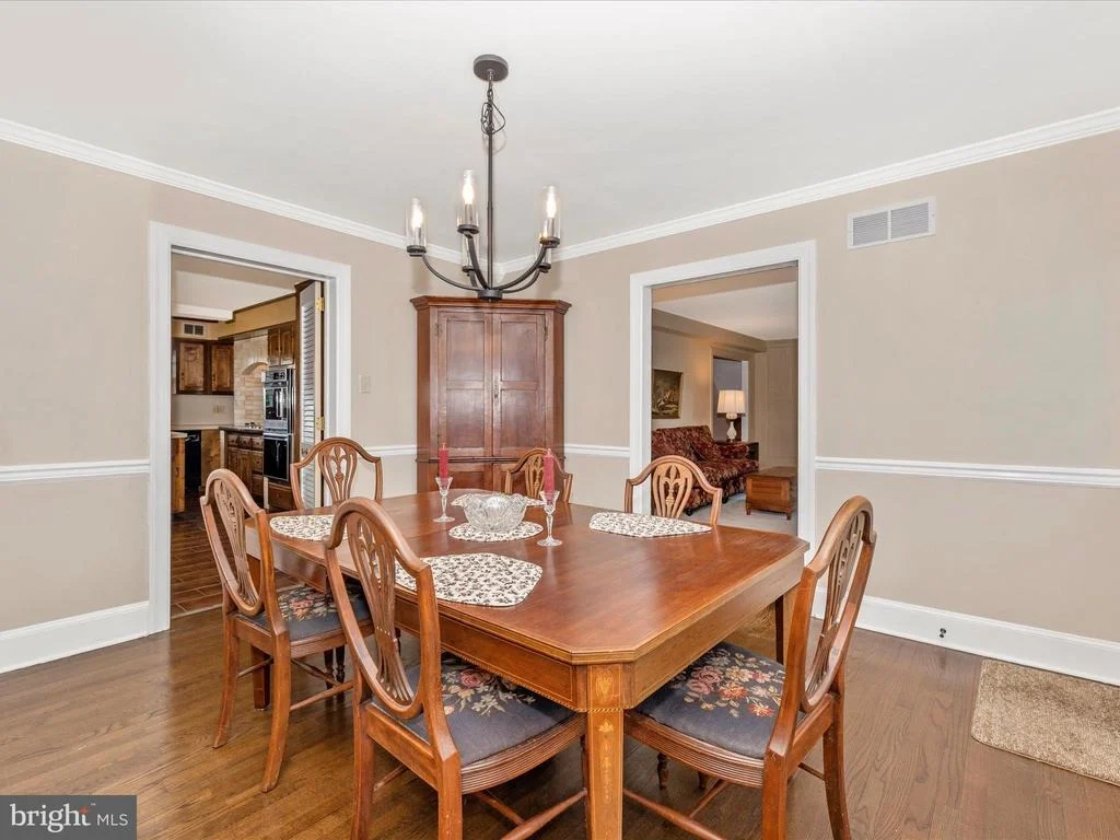 Photo of 131 FAIRVIEW AVENUE