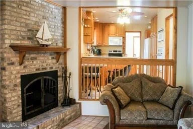 Photo of 5768 DOCKSIDE LANE