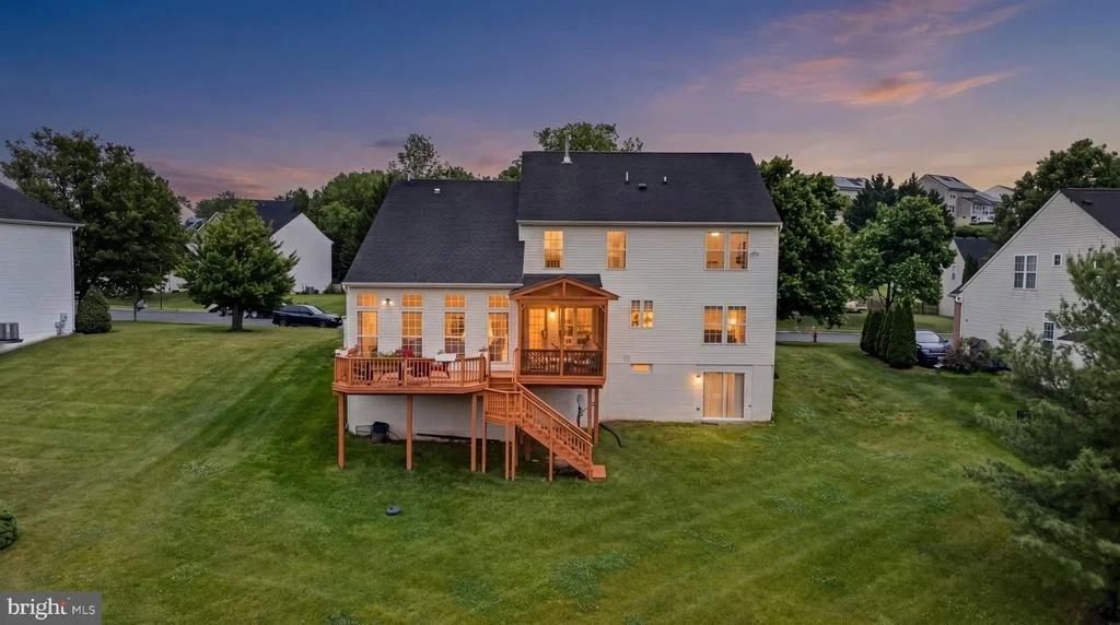 Photo of 8 N POINTE TERRACE
