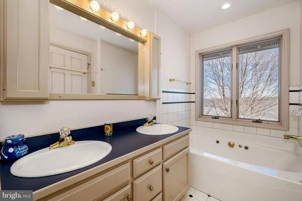 Photo of 164 GRANDVIEW DRIVE