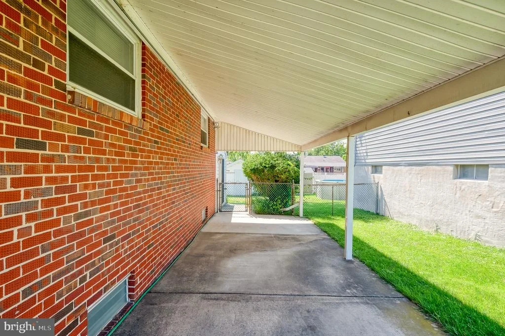 Photo of 7345 MANCHESTER ROAD