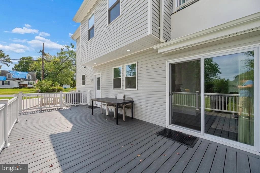 Photo of 456 DEALE ROAD