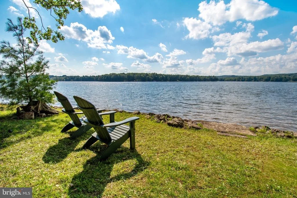 Photo of 1677 SHORELINE DRIVE