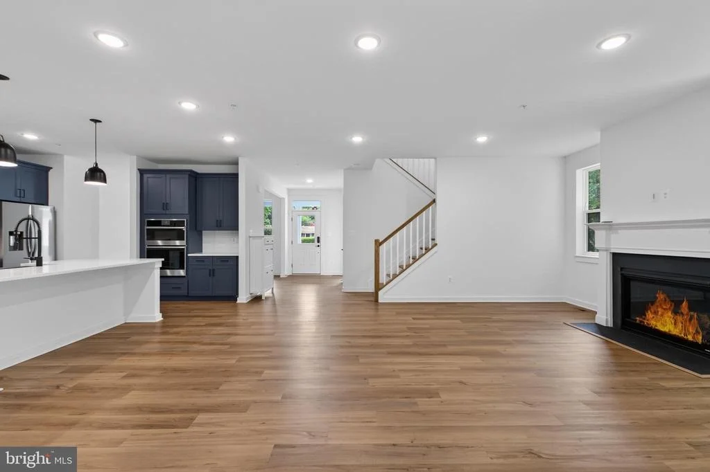 Photo of 15717 TIERRA DRIVE