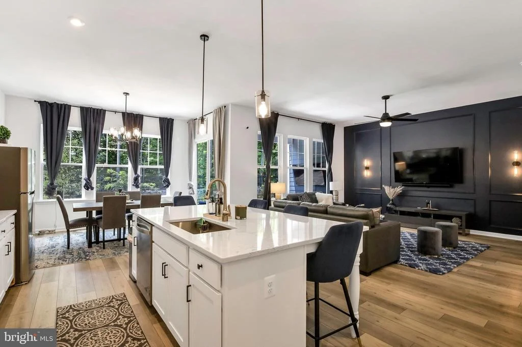 Photo of 18110 MOSS GARDEN ROAD