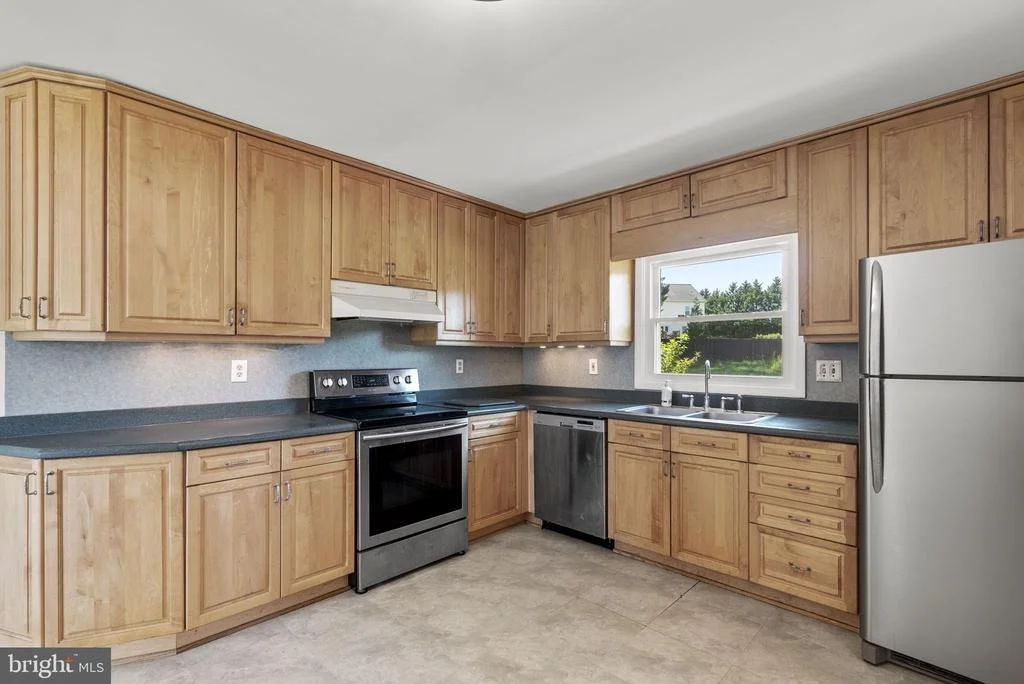 Photo of 18008 MUNCASTER ROAD