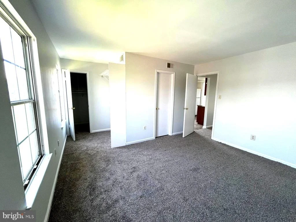 Photo of Unit 201A at 1405 KEY PARKWAY