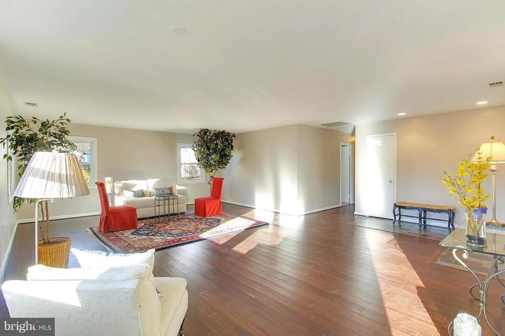 Photo of 13800 BEACON HOLLOW LANE