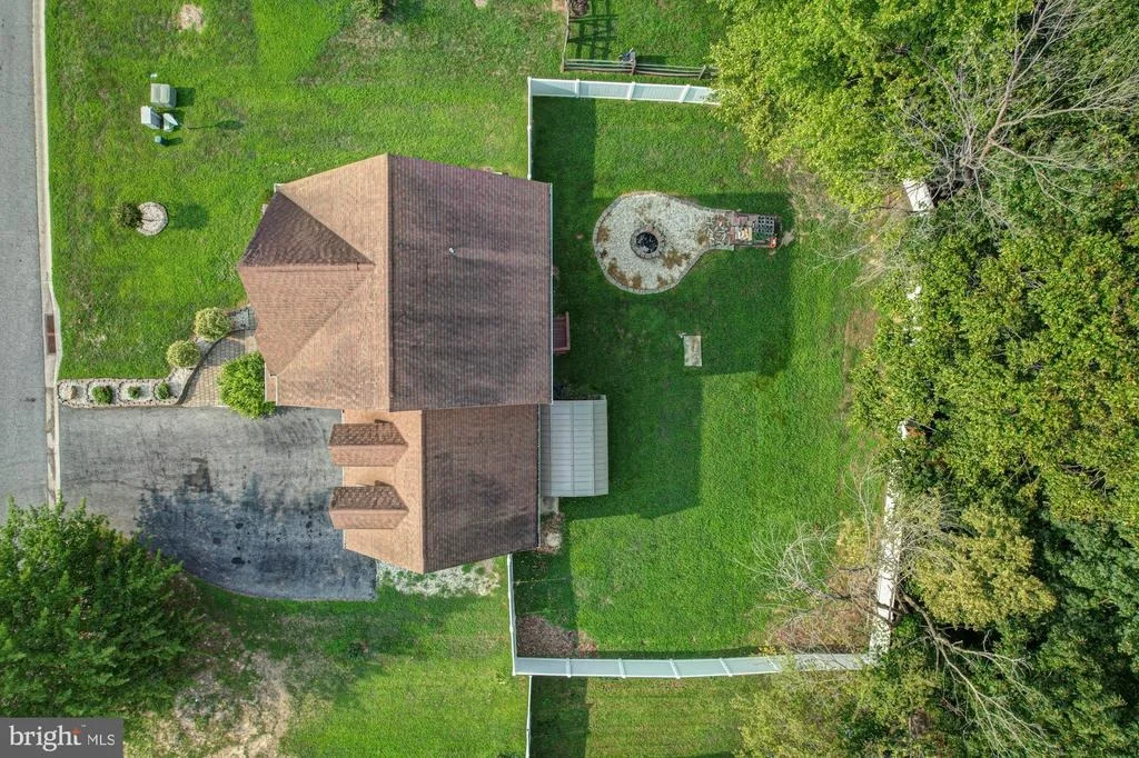 Photo of 409 INDIA DRIVE