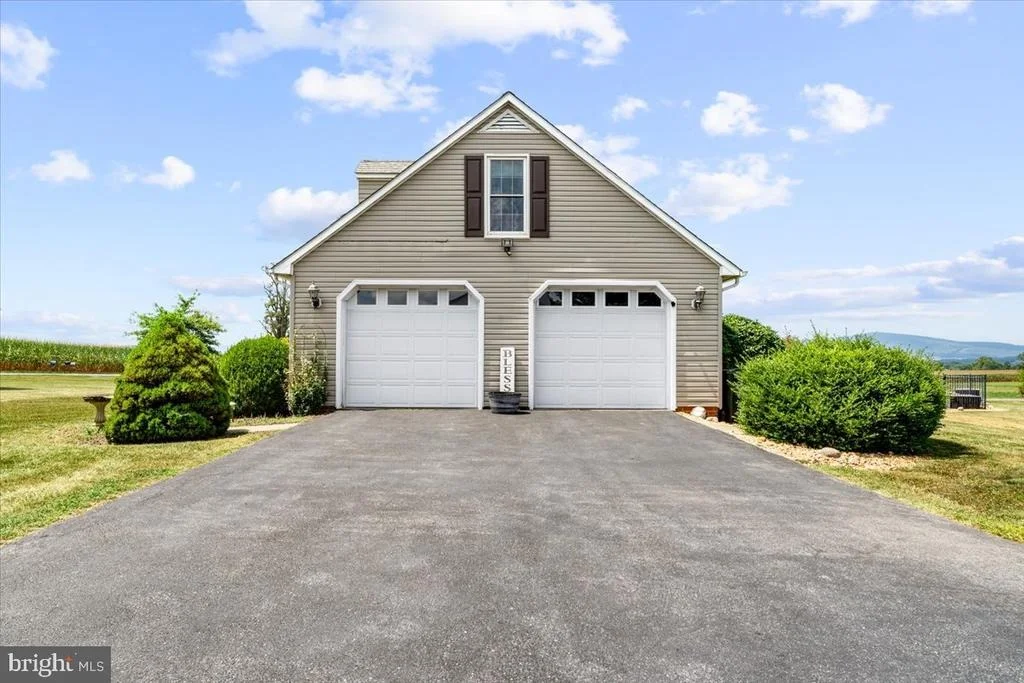 Photo of 3938 CHERRY LANE