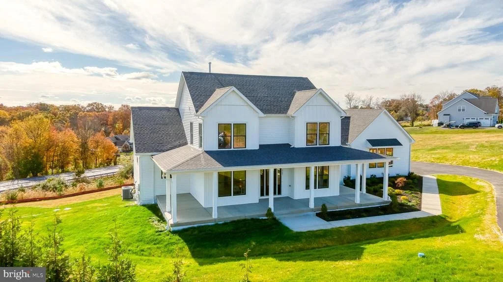 Photo of 2527A FOURLEAF DRIVE