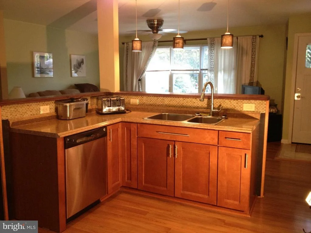 Photo of 11870 HIGHVIEW CIRCLE