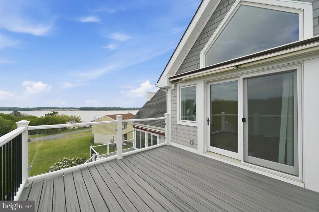 Photo of 160 CLIFFVIEW DRIVE
