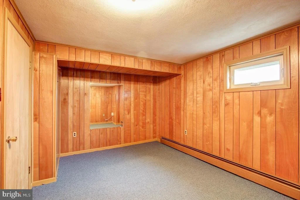 Photo of 3010 MAPLEHILL ROAD
