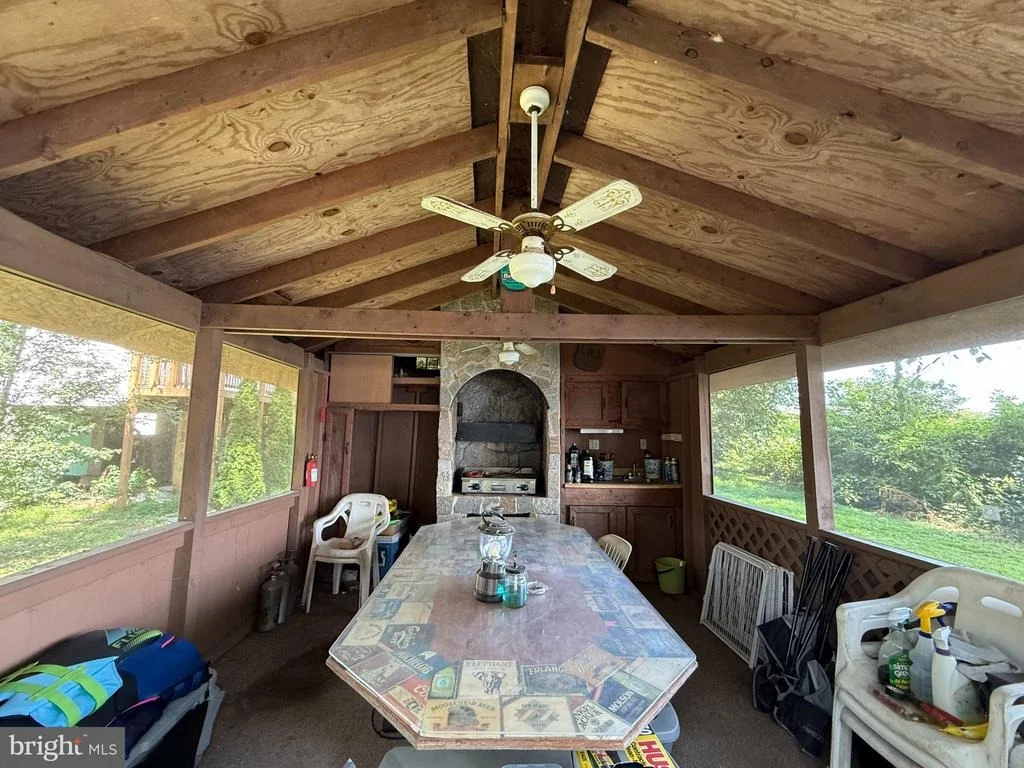 Photo of 47 BEECH ISLAND