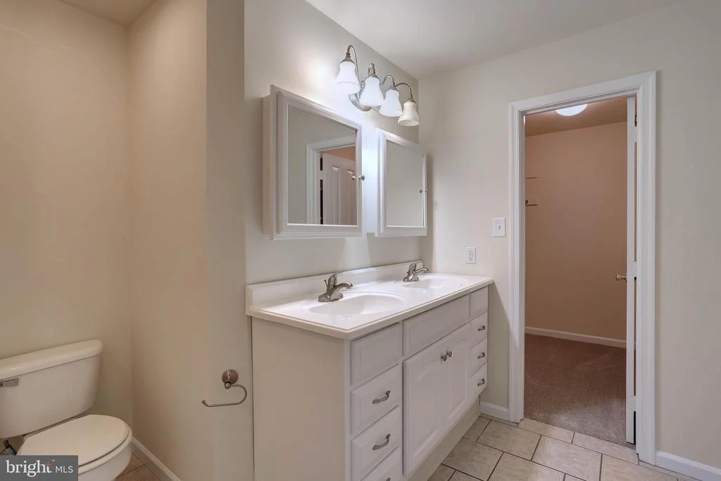 Photo of 8278 LEISHEAR ROAD
