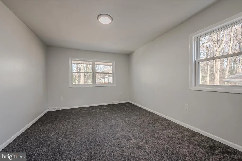 Photo of 1303 NEWCOMB ROAD