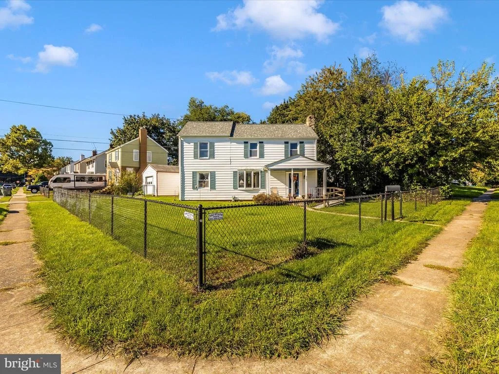 Photo of 1101 FAIRVIEW ROAD