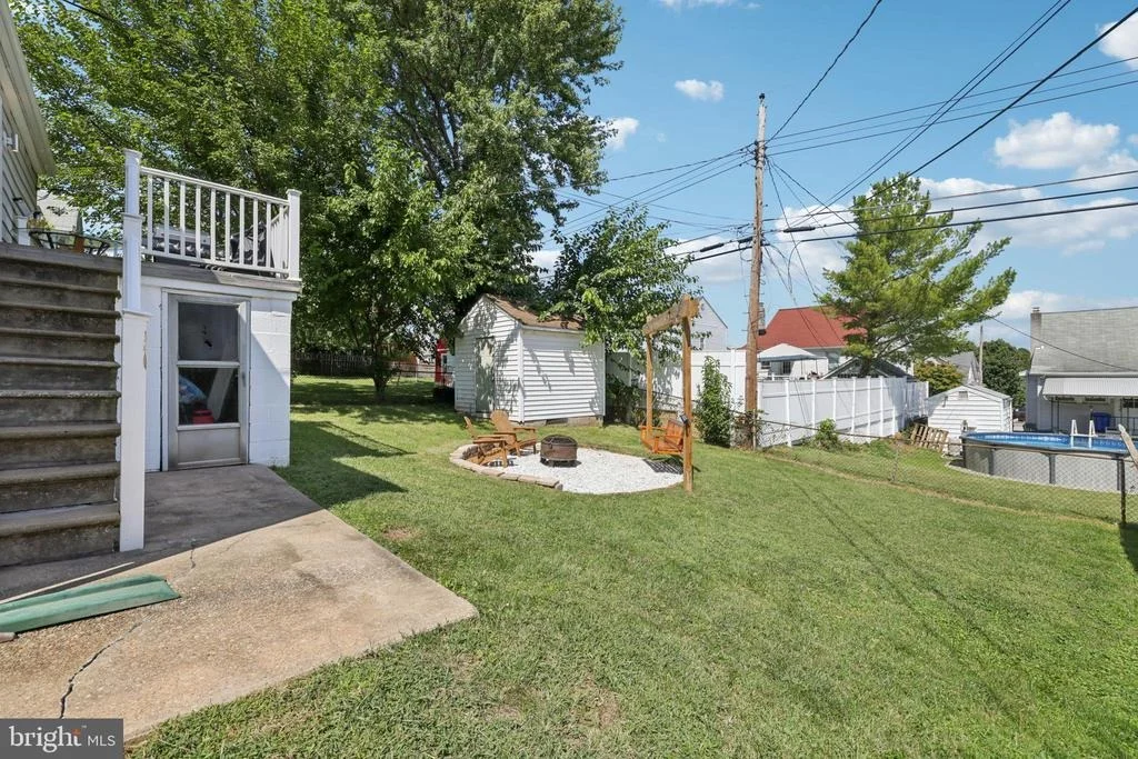 Photo of 4214 THORNCLIFF ROAD
