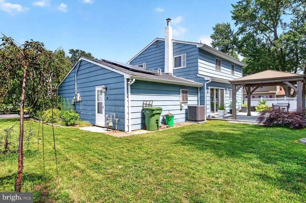 Photo of 717 DORIS TERRACE