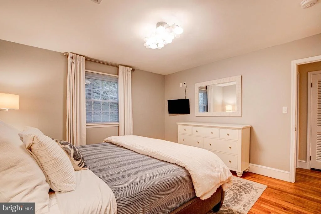 Photo of 3804 MODE STREET