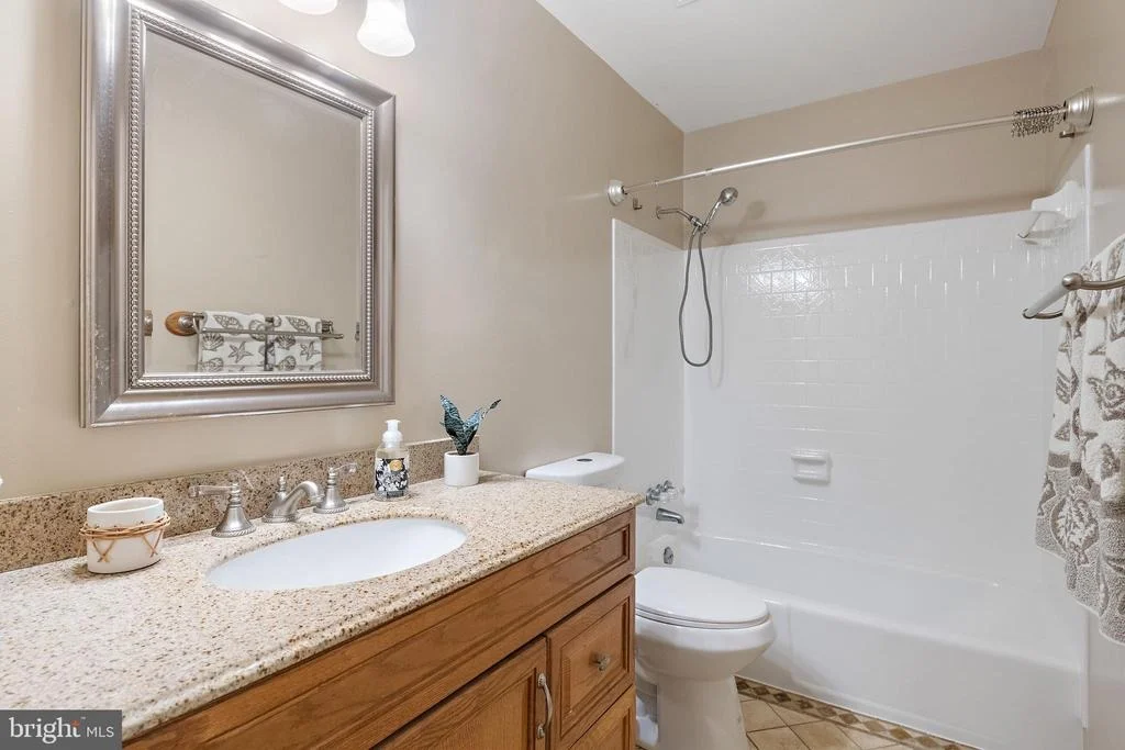 Photo of 970 HIGHPOINT DRIVE