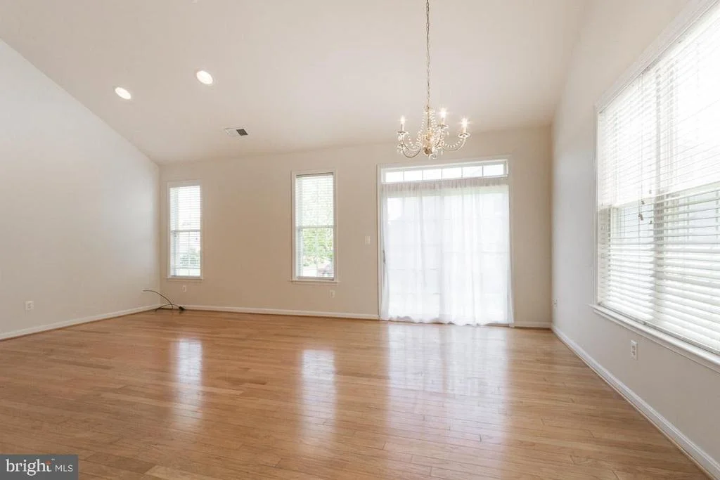 Photo of 6083 PINEY GROVE WAY